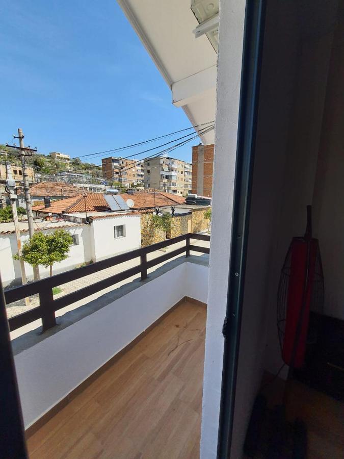 Vila 32 Berati Exterior foto